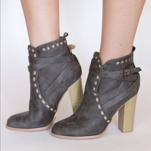 Grey Booties - Picture 2 of 3